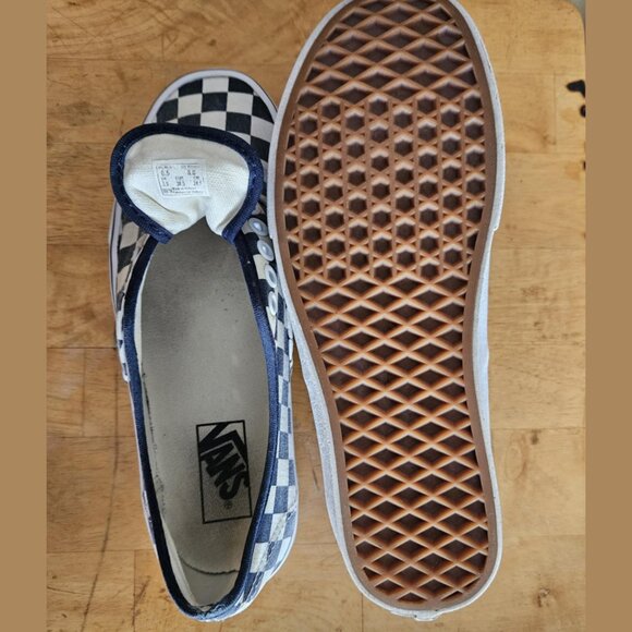 Vans Ward Unisex Canvas Checkerboard Sneaker Black & white size 8 women 6.5 Men - Picture 10 of 11